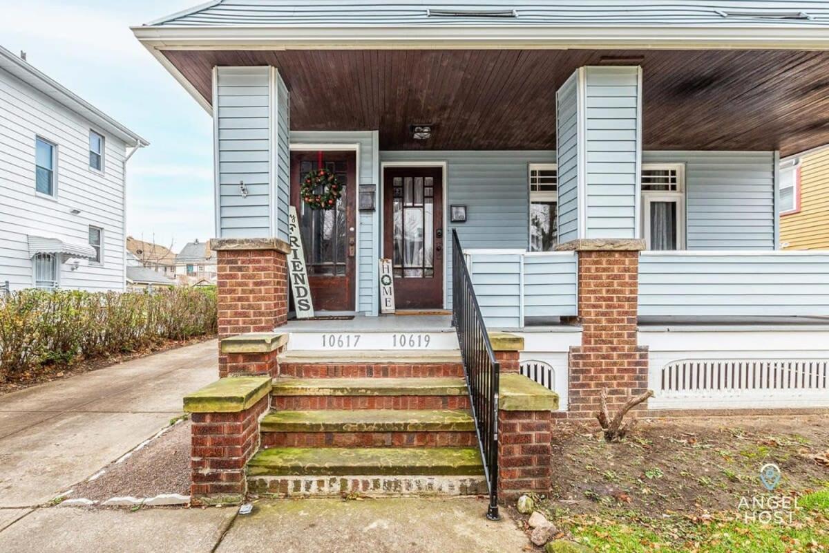 Beautifully Remodeled Duplex Apt In West Blvd 클리블랜드 외부 사진