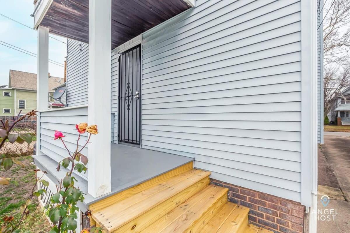 Beautifully Remodeled Duplex Apt In West Blvd 클리블랜드 외부 사진