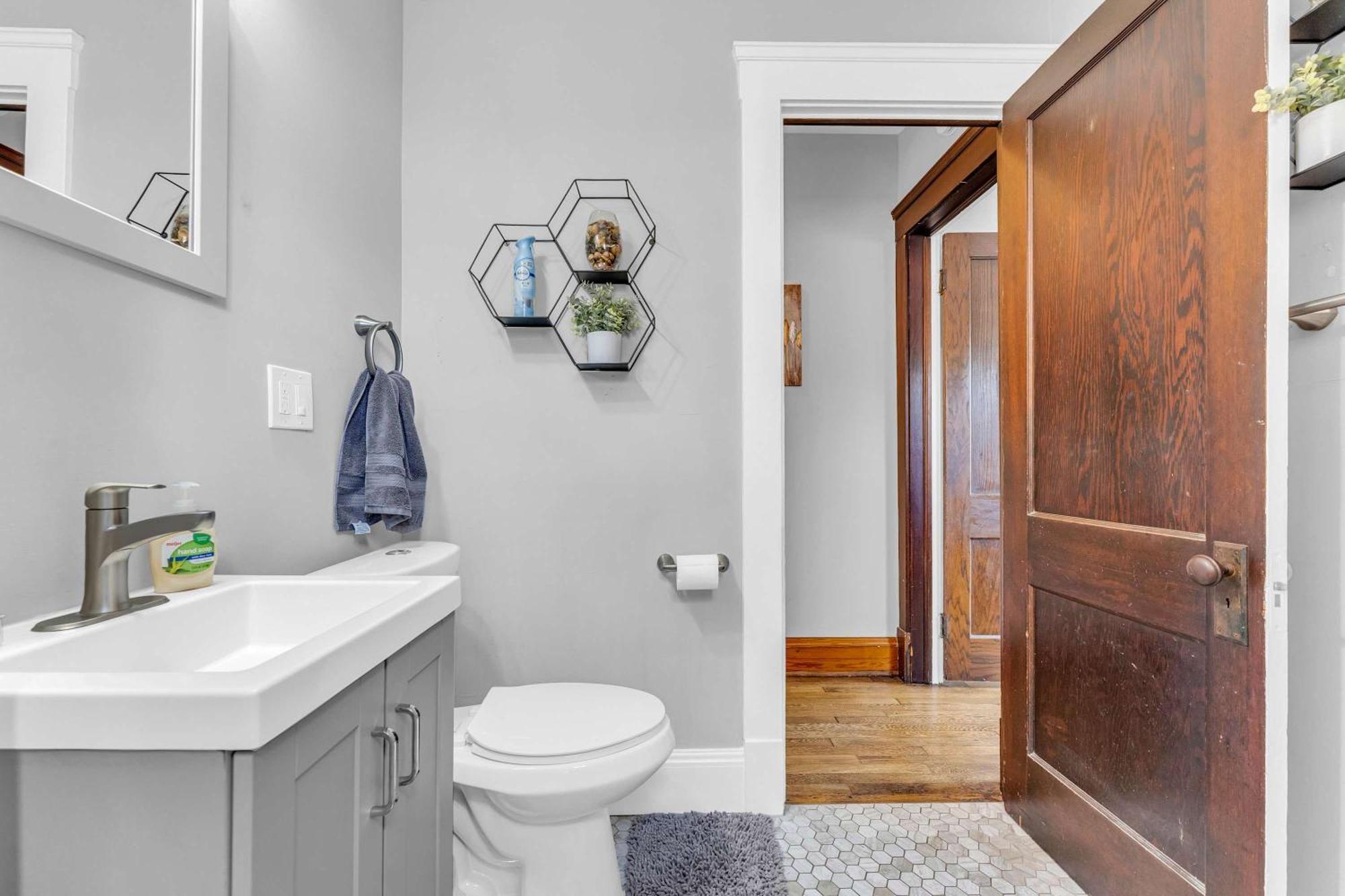 Beautifully Remodeled Duplex Apt In West Blvd 클리블랜드 외부 사진