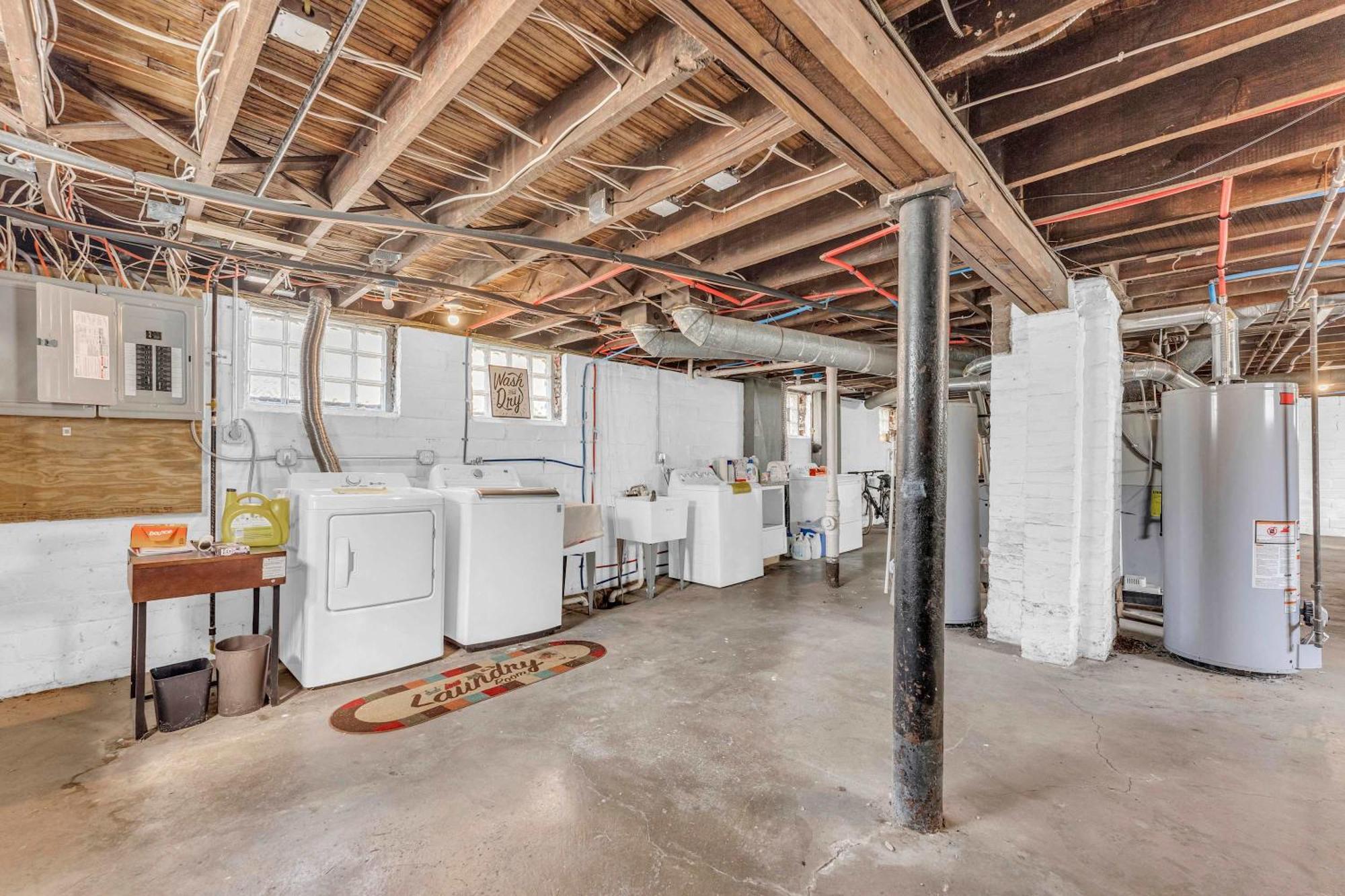 Beautifully Remodeled Duplex Apt In West Blvd 클리블랜드 외부 사진