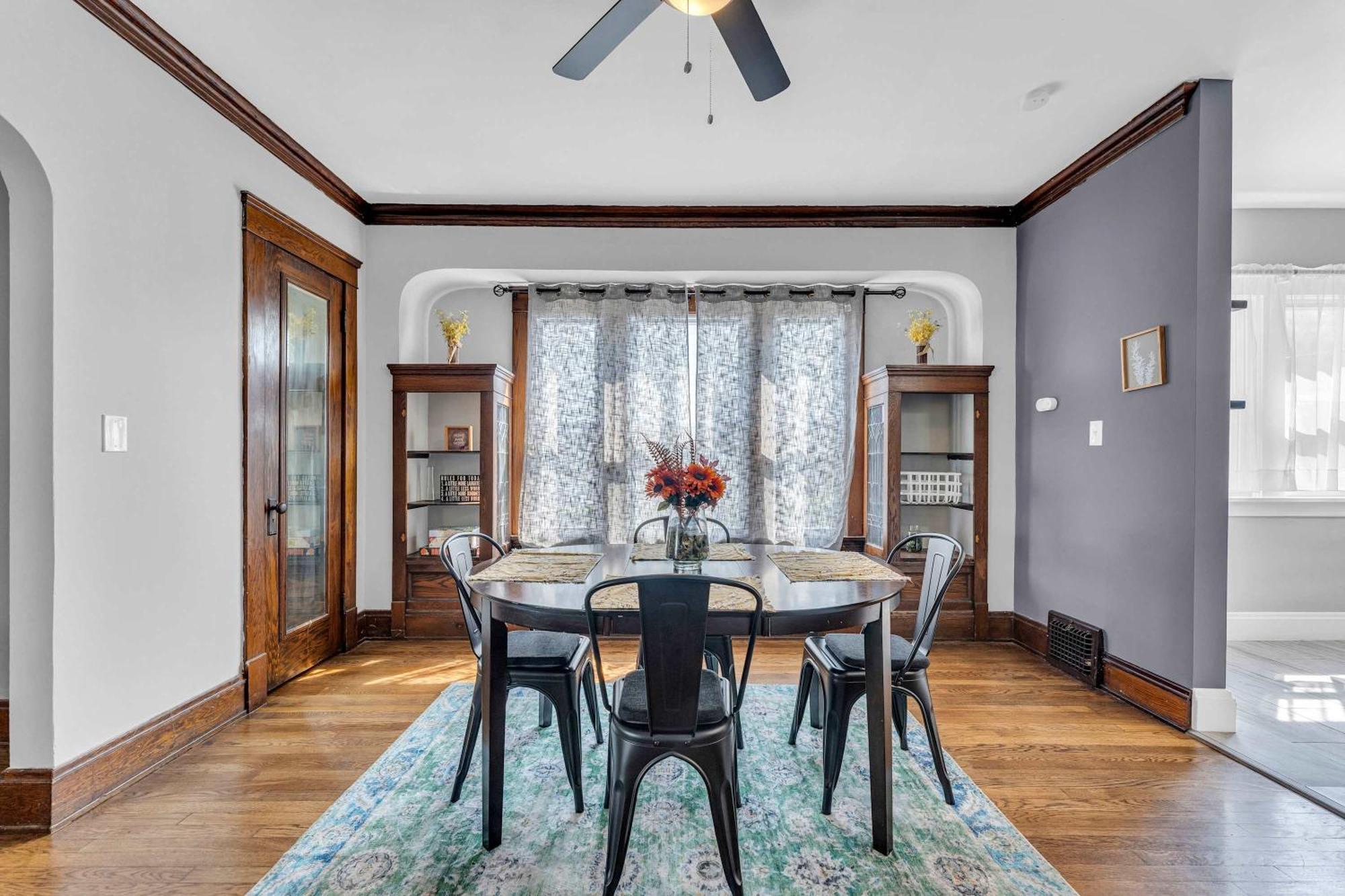 Beautifully Remodeled Duplex Apt In West Blvd 클리블랜드 외부 사진